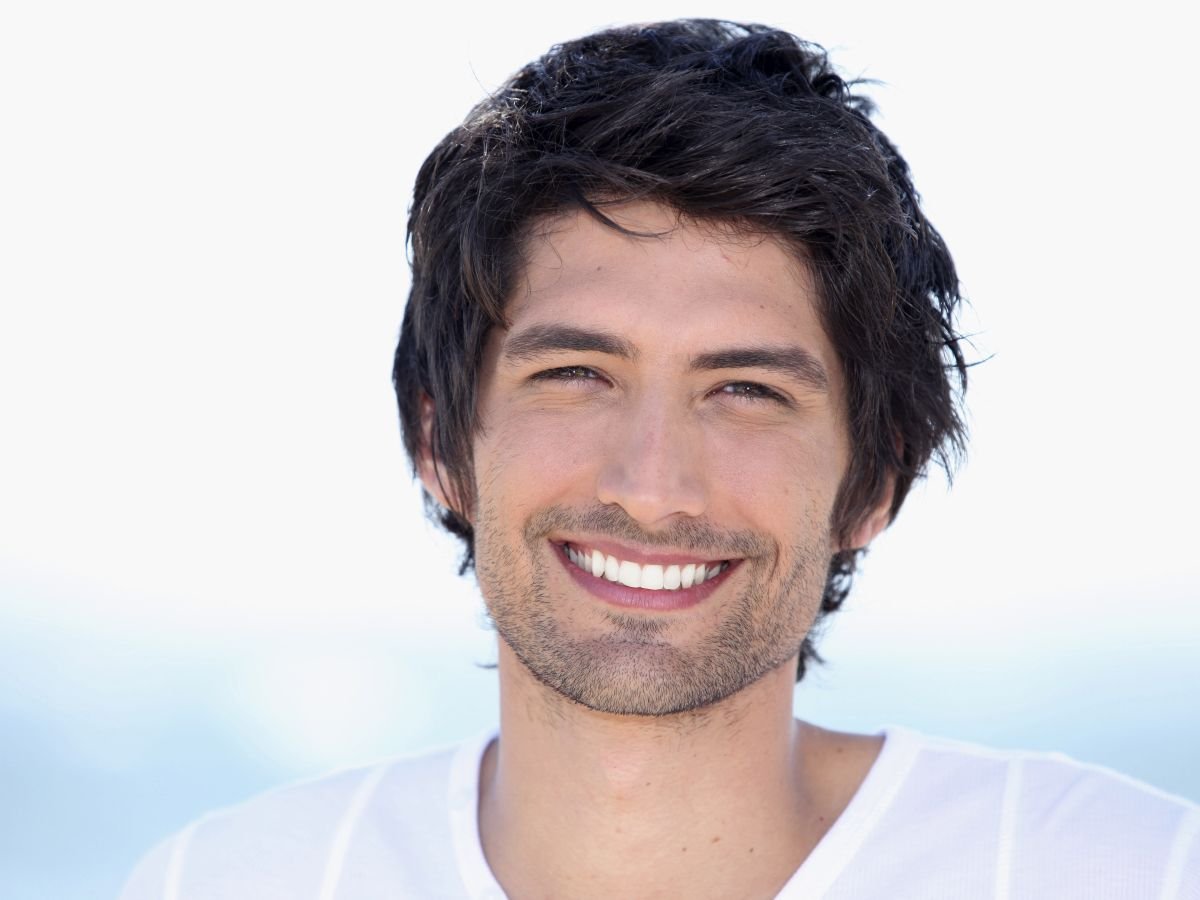 composite-bonding-charges-in-dubai